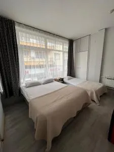 Otel Ünlü