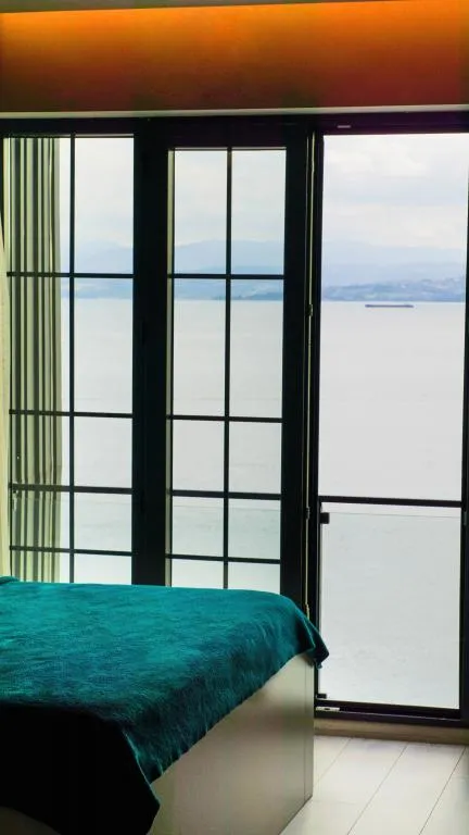 Suite,Deniz Manzaralı,Fransız Balkonlu