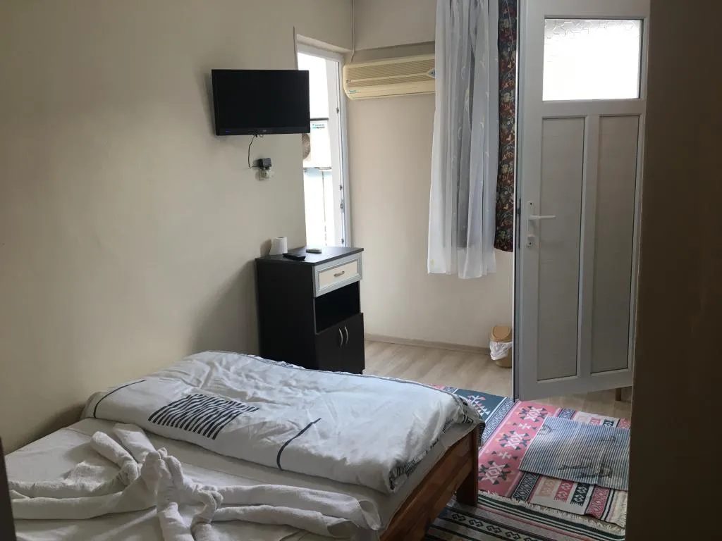 Çift Kişilik,Şehir Manzaralı