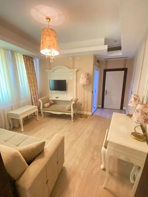 Çift Kişilik,Şehir Manzaralı