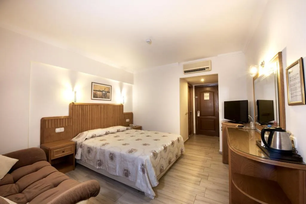 Standart Oda,Şehir Manzaralı