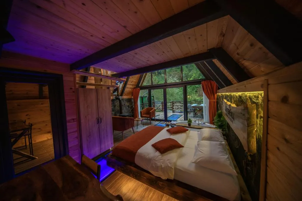 Jakuzili Şömineli Bungalow,Dağ Manzaralı,Jakuzili