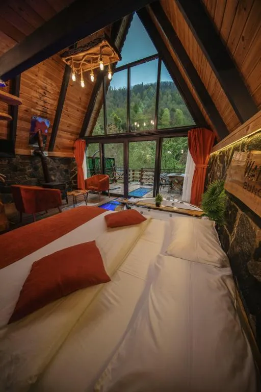 Jakuzili Şömineli Bungalow,Dağ Manzaralı,Jakuzili