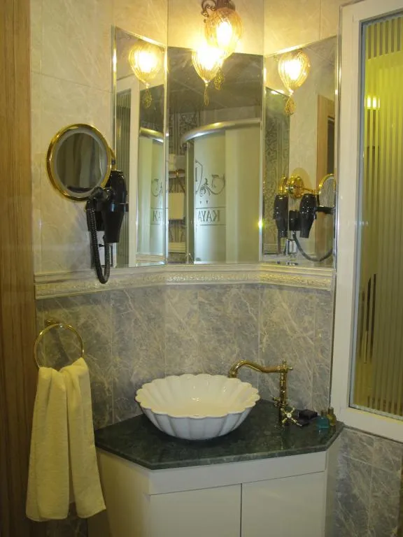STANDART ÇİFT KİŞİLİK / İKİ AYRI YATAKLI ODA