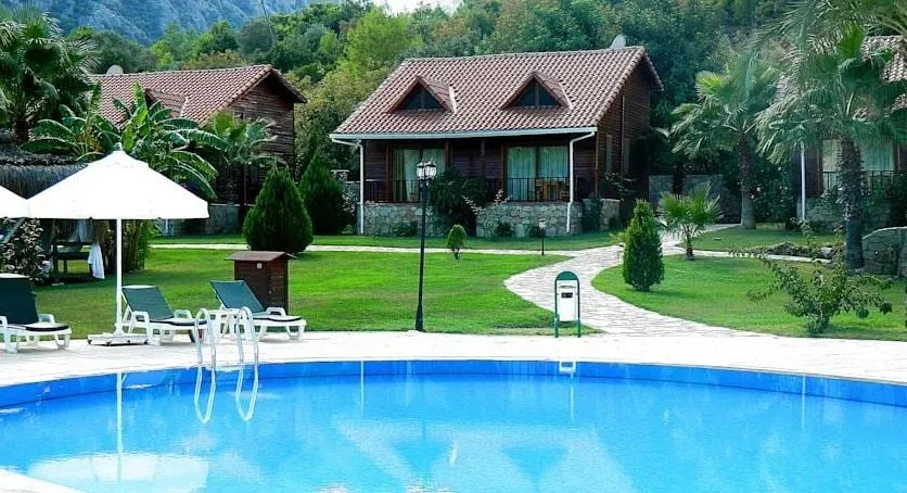 Loft,Havuz veya Bahçe Manzaralı