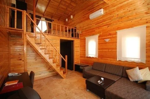 Loft,Havuz veya Bahçe Manzaralı