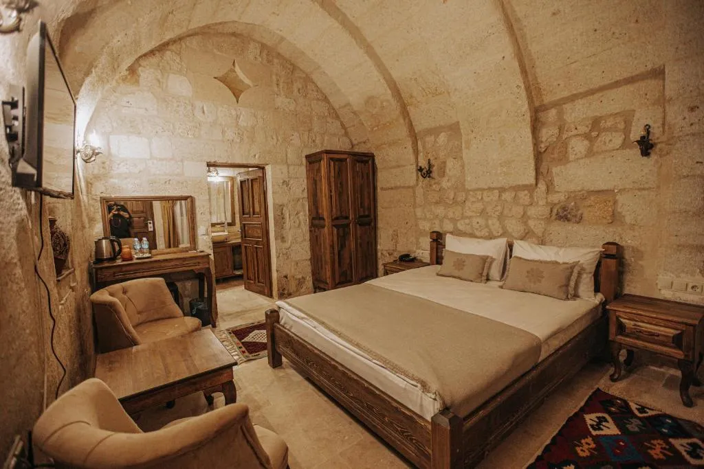 110 Superıor Arch Room