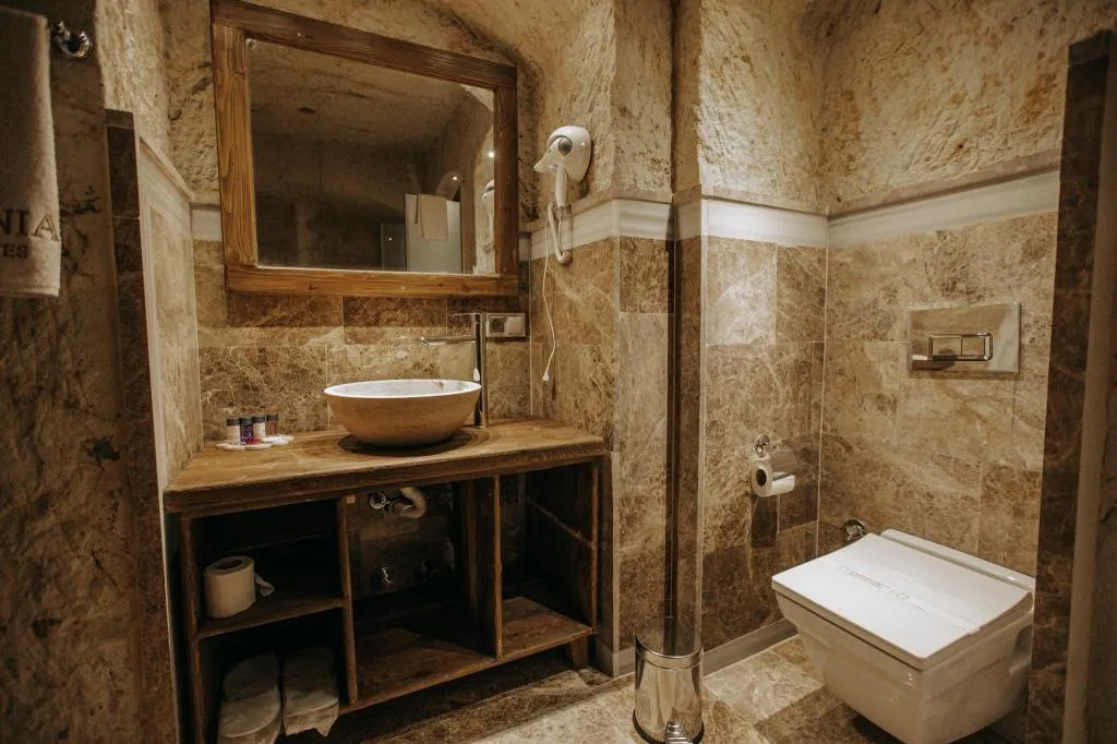 101 Kıng Cave Room