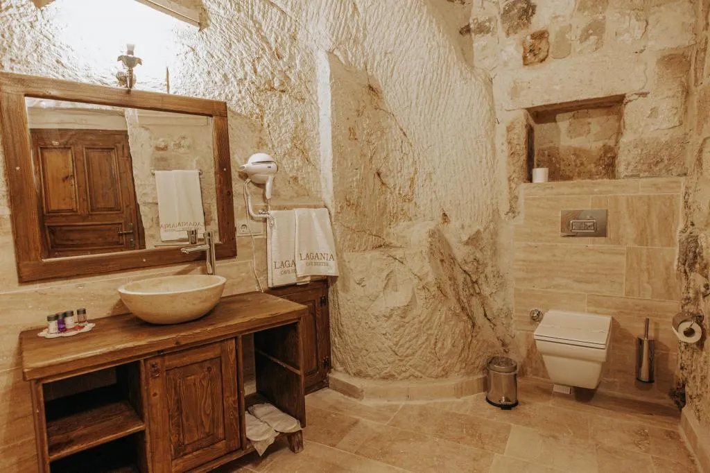 104 Stone Arch Room