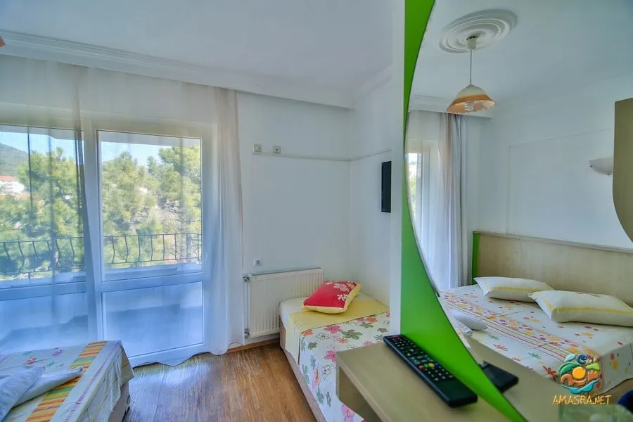Standart Oda,Yandan Deniz Manzaralı,Balkonlu