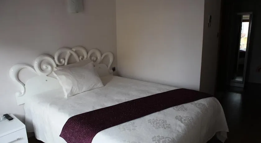 Standart İki Kişilik İki Ayrı Yataklı Oda