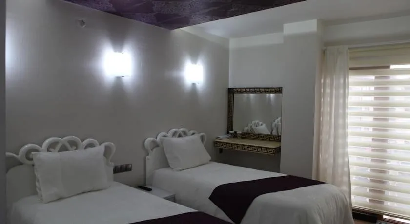 Standart İki Kişilik İki Ayrı Yataklı Oda