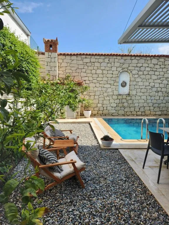 Villa 2+1 Oda-Özel Havuzlu