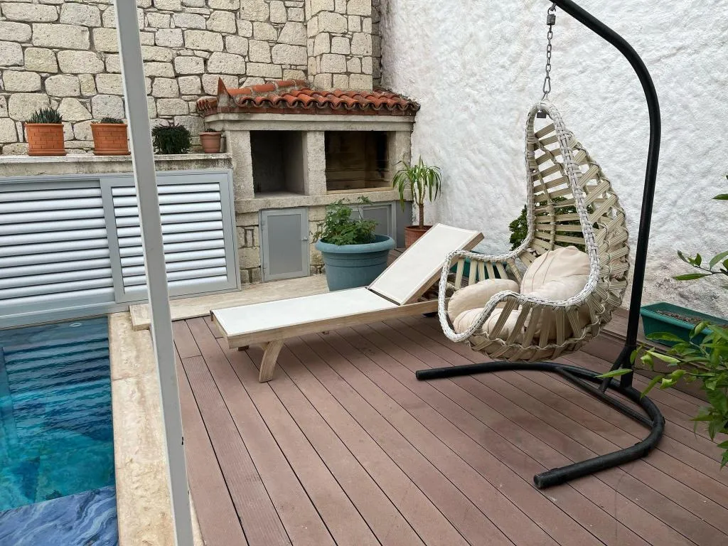 Villa 2+1 Oda-Özel Havuzlu,Havuz Manzaralı