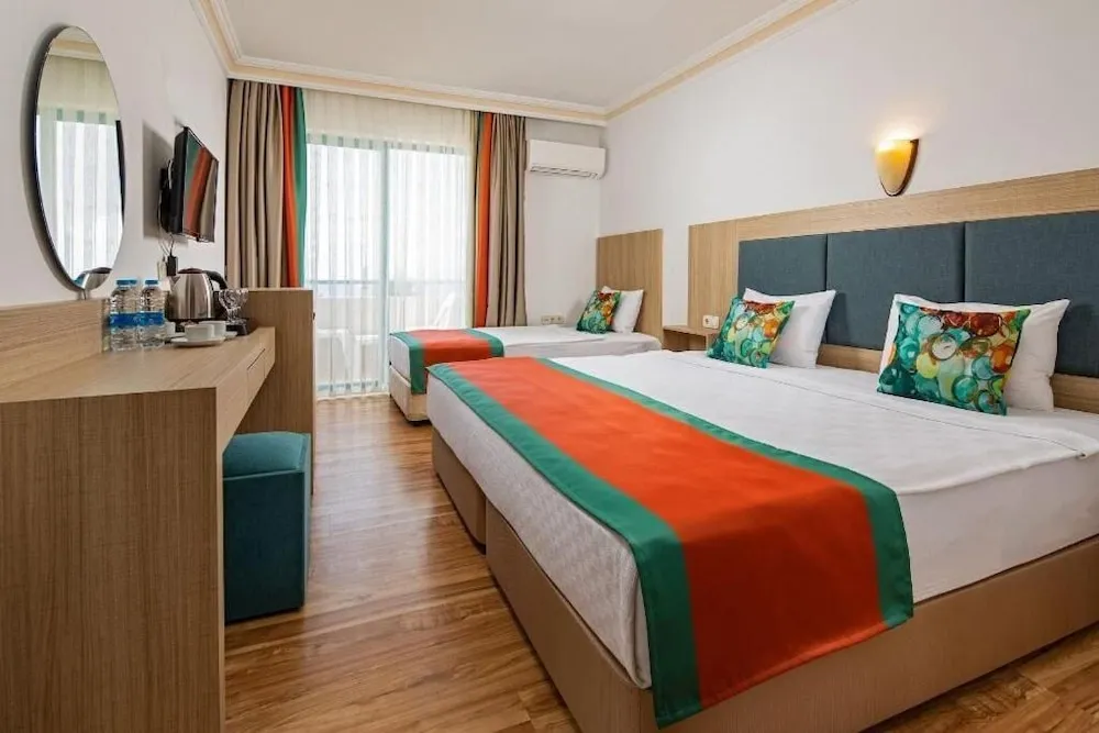 Comfort Dört Kişilik Oda