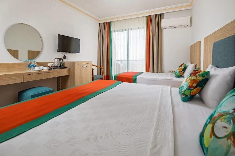 Comfort Dört Kişilik Oda
