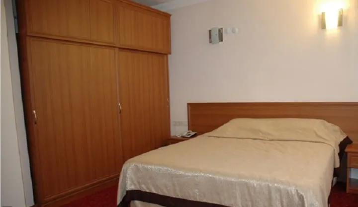 Standart Oda,Şehir Manzaralı