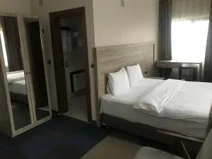 Elite My Garden Hotel