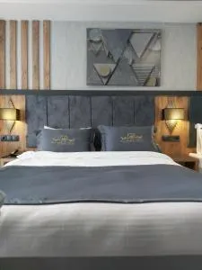 Rua World Hotel
