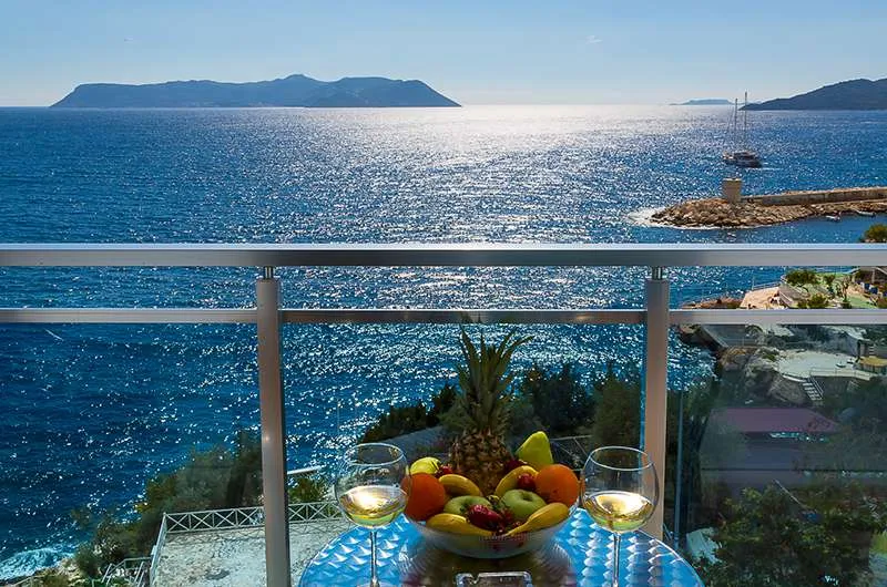 Premium Jakuzili Deniz Manzaralı