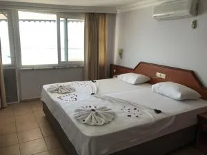 Muz Hotel