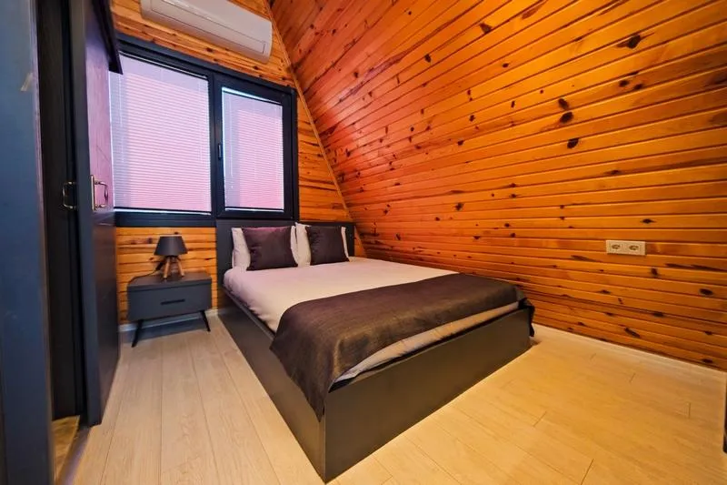 Standart Bungalow,Havuz Manzaralı,Balkon veya Teraslı