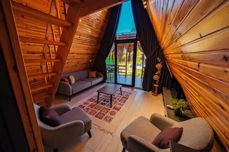 1+1 Bungalov,Havuz veya Bahçe Manzaralı,Balkon veya Teraslı