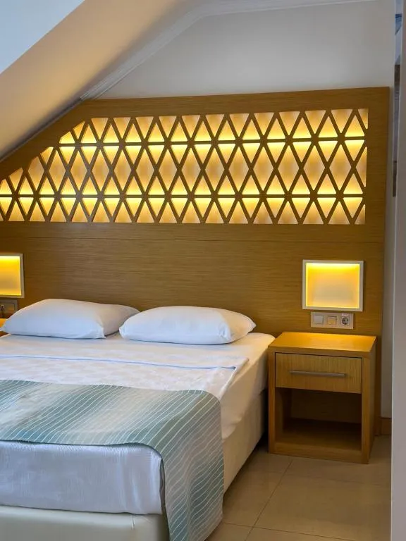 3 Kişilik Deluxe Plus seaview oda