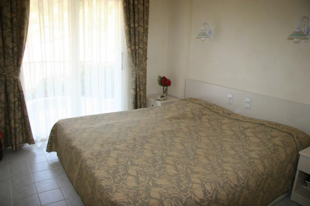 Apart Oda,Bahçe Manzaralı
