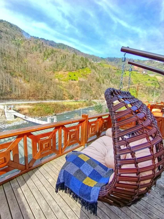 DUBLEKS BUNGALOV EV - NEHİR MANZARALI