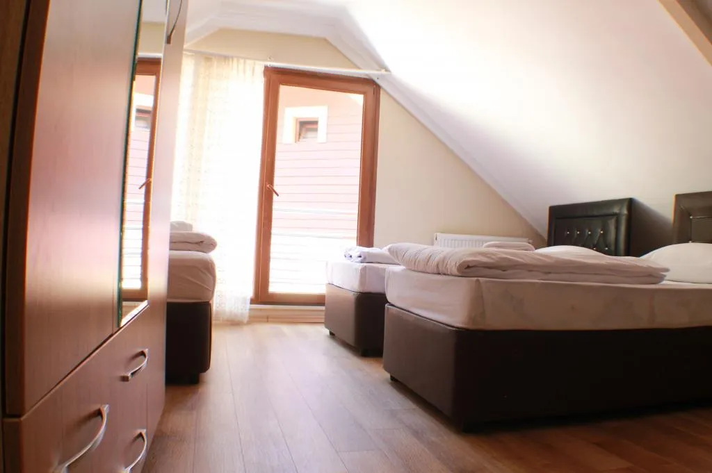 Villa,Bahçe Manzaralı