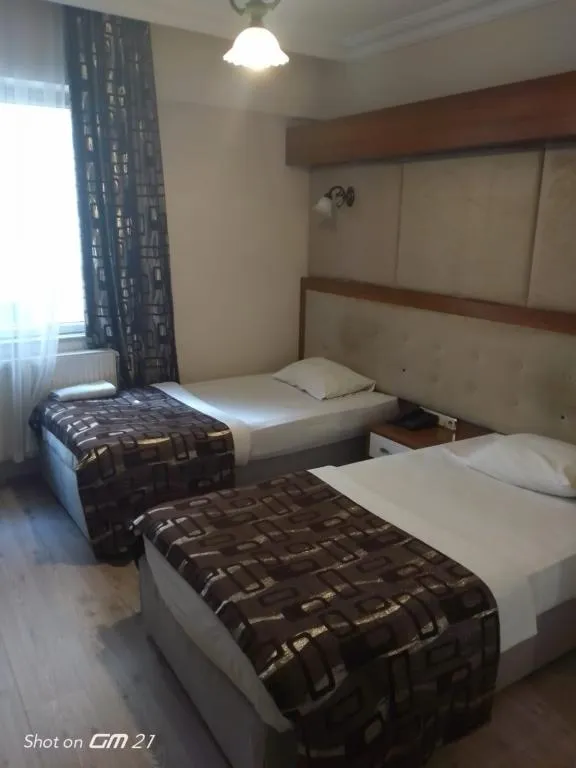 Twin,Şehir Manzaralı