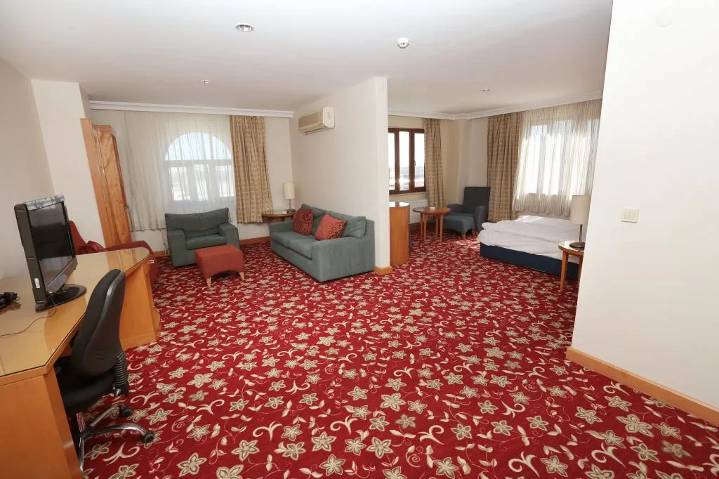 Suite,Şehir Manzaralı,Jakuzili