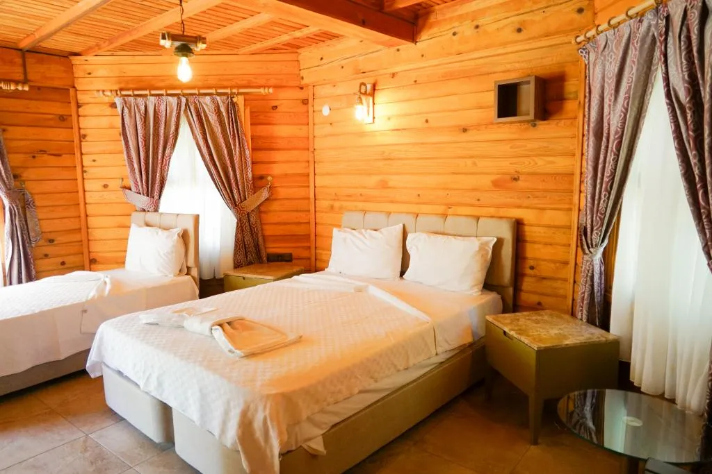 AHŞAP FAMİLY ROOM TRP