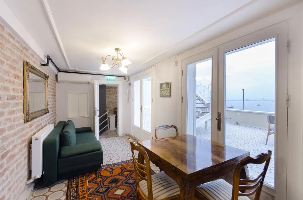 Penthouse Suit,Deniz Manzaralı,Teraslı