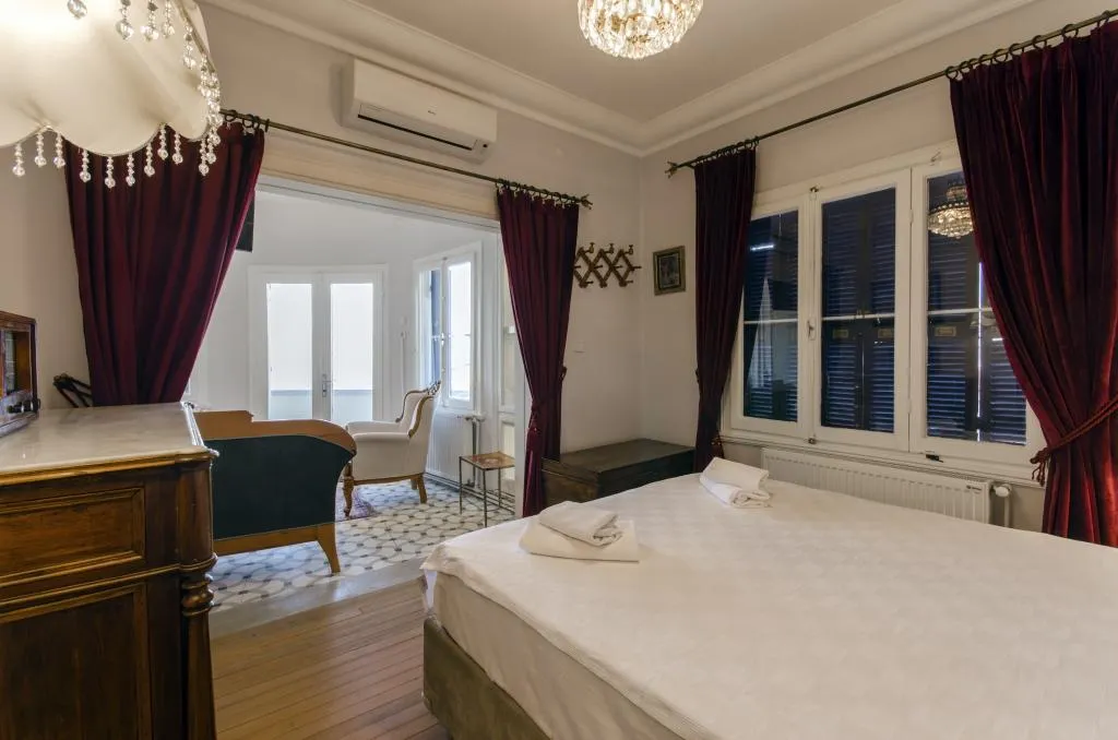 Suite - İki Yatak Odalı,Deniz Manzaralı,Balkonlu