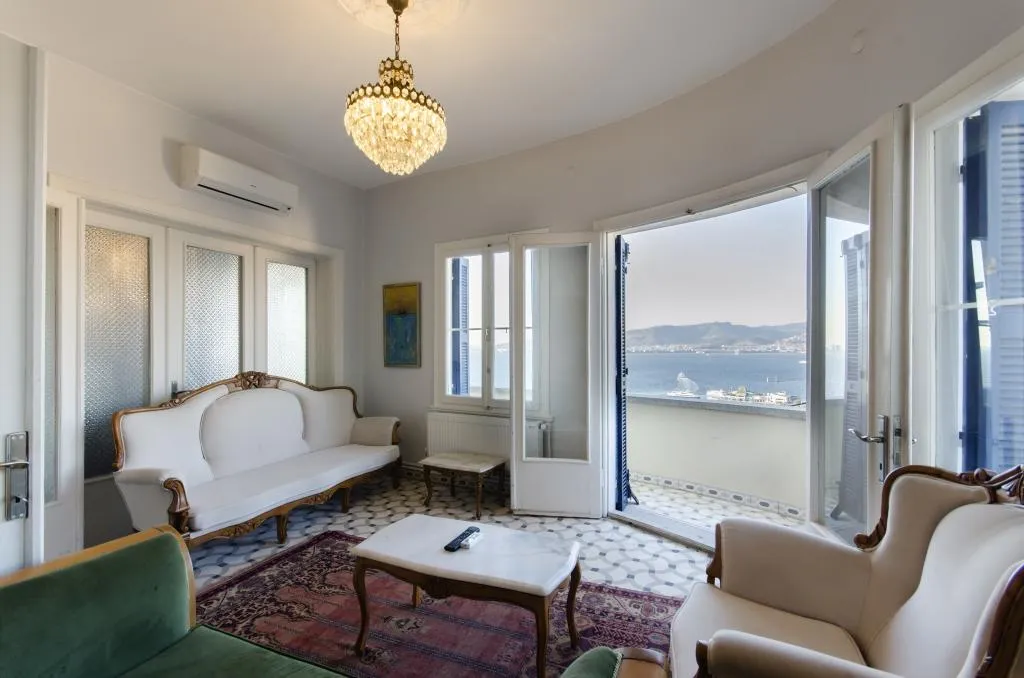 Suite - İki Yatak Odalı,Deniz Manzaralı,Balkonlu