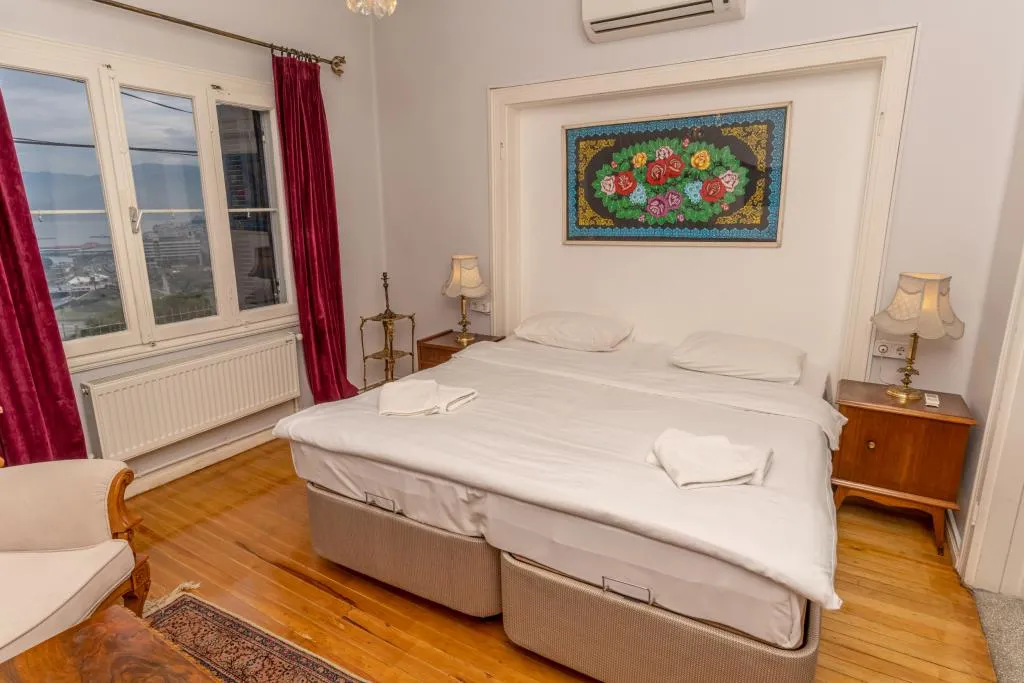 Daire,Körfez Manzaralı,Mutfaklı