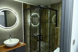 Asgard Hotel