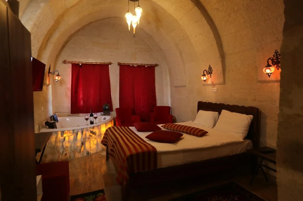 Suite,Vadi Manzaralı,Jakuzili