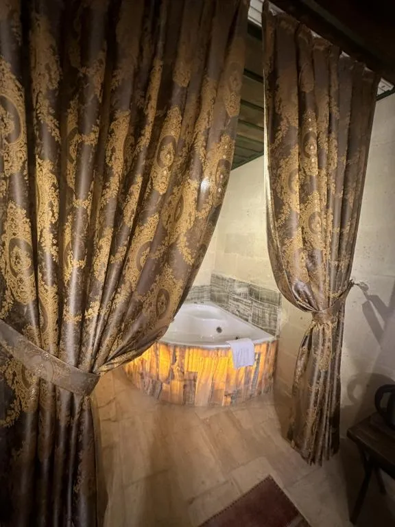 Suite,Vadi Manzaralı,Jakuzili