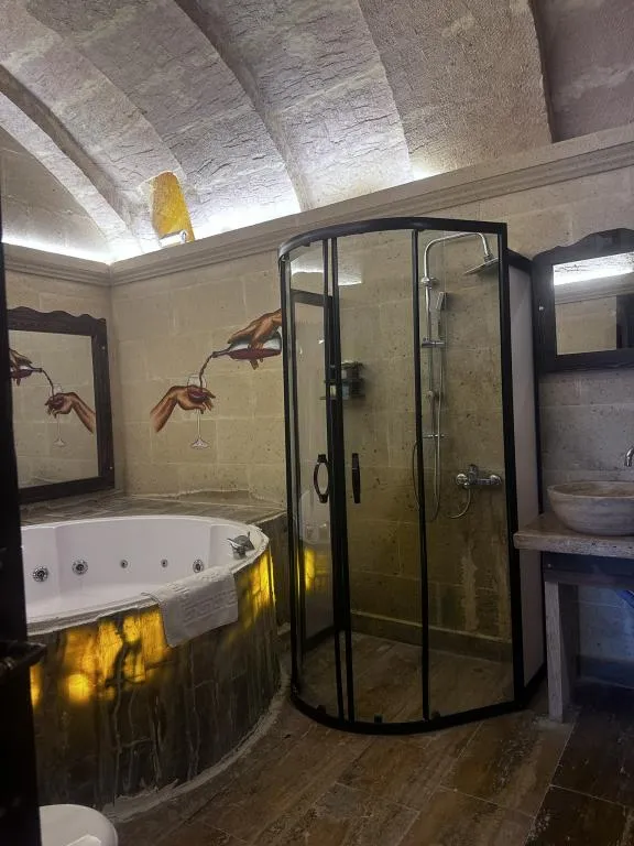 Jakuzili Deluxe Oda,Vadi veya Bahçe Manzaralı,Jakuzili