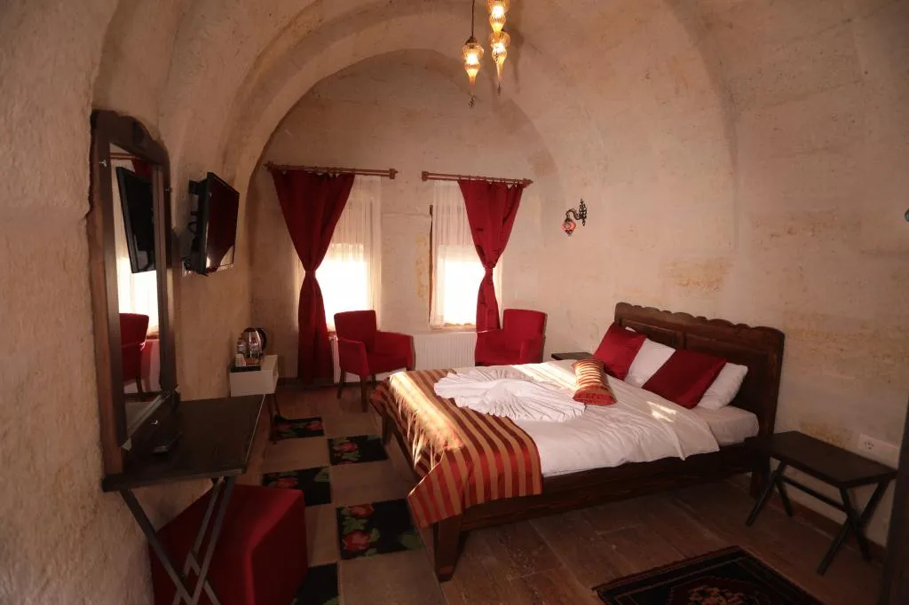 Basic Stone Room,Bahçe Manzaralı,Büyük Yataklı