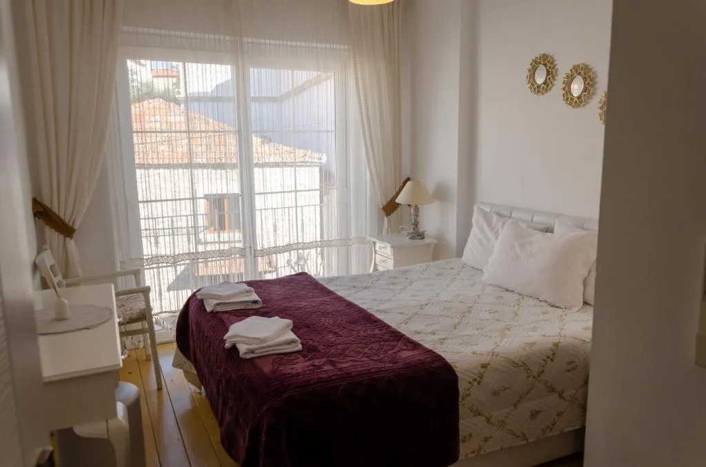 Standart Oda,Bahçe Manzaralı,Balkonlu