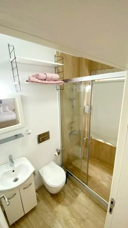 Standart Oda,Bahçe Manzaralı,Balkonlu