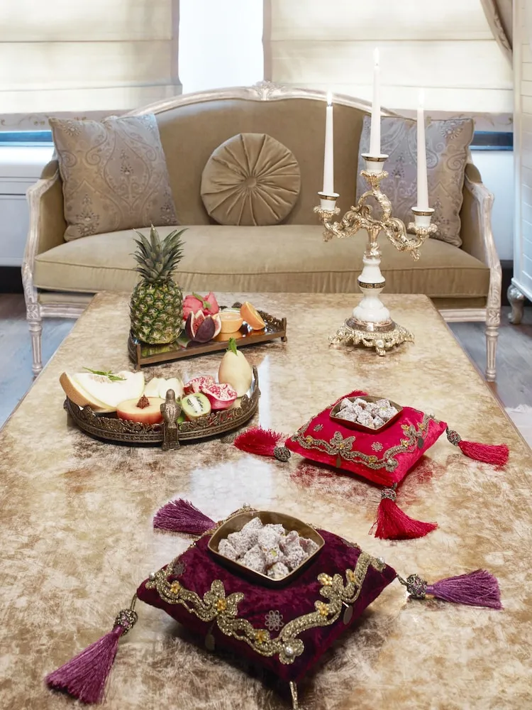 Sultan Suite