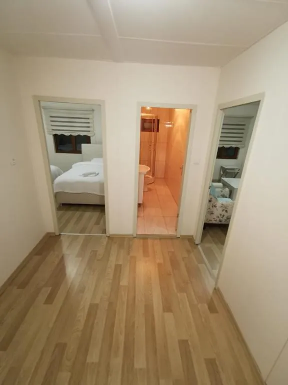 Daire-Tek Yatak Odalı,Kısmi Deniz Manzaralı,Teraslı