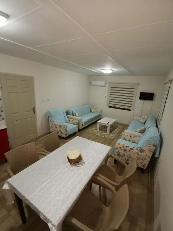 Daire-Tek Yatak Odalı,Kısmi Deniz Manzaralı,Teraslı