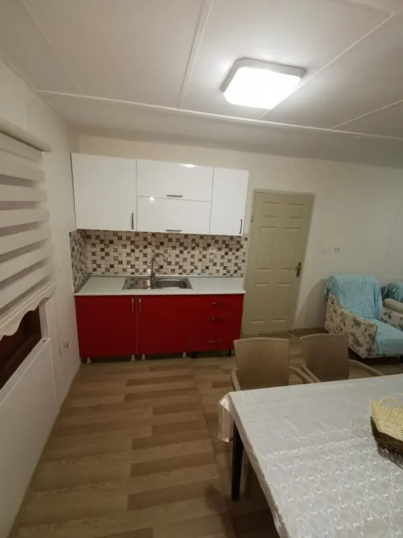 Daire-Tek Yatak Odalı,Kısmi Deniz Manzaralı,Teraslı