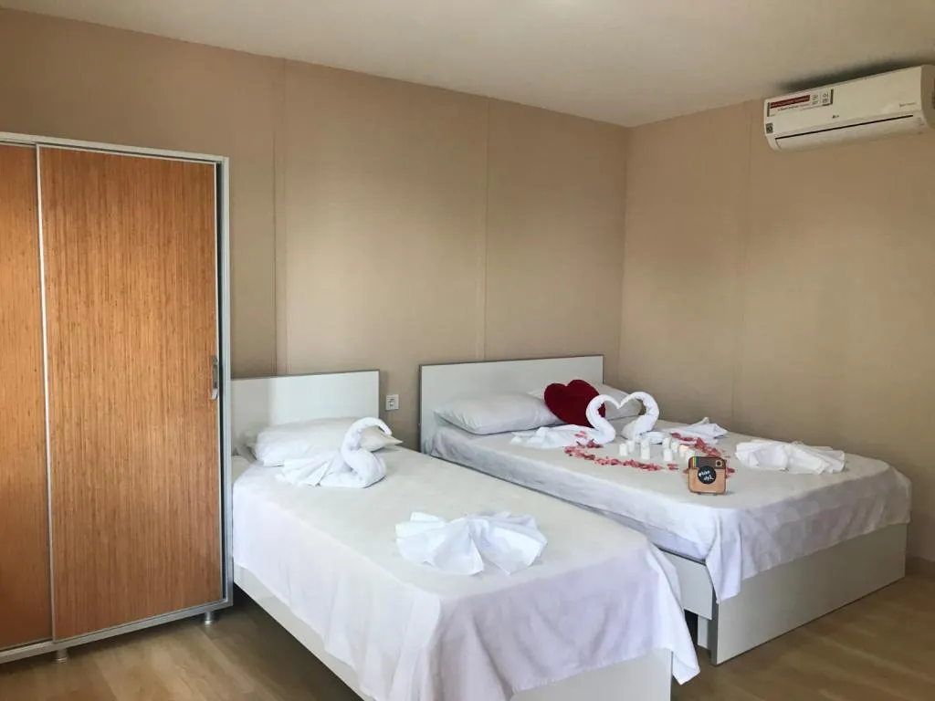 Family Oda - Balkonlu,Bahçe Manzaralı,2. Kat